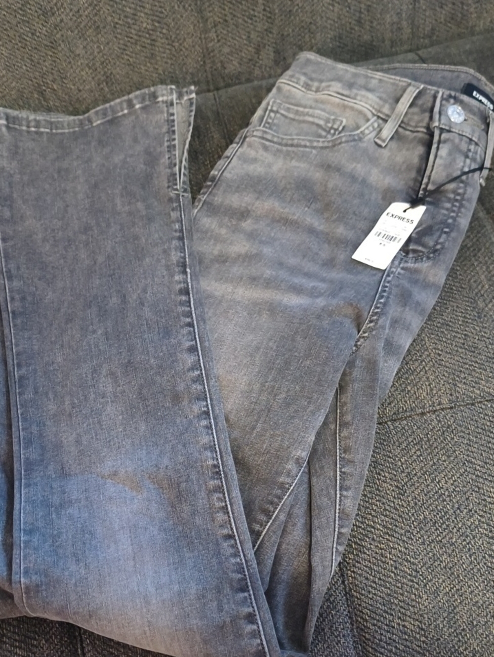Express Women’s Washed Gray Skinny Jeans